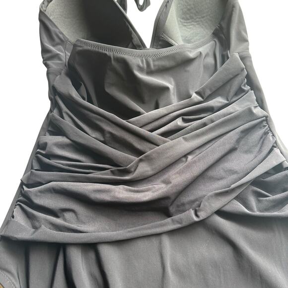 Lands' End Women's Black Slimming One Piece Halter Swimsuit Bathing Suit 14 - Picture 4 of 6